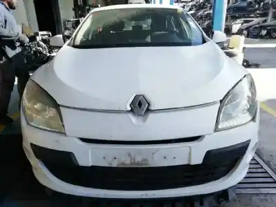 Здавання транспортного засобу renault megane iii berlina 5 p authentique року 2009 потужний k9k f8