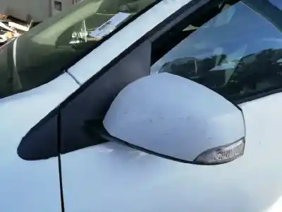 Здавання транспортного засобу renault megane iii berlina 5 p authentique року 2009 потужний k9k f8