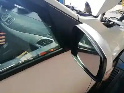 Здавання транспортного засобу renault megane iii berlina 5 p authentique року 2009 потужний k9k f8