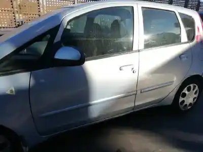 Verschrottungsfahrzeug mitsubishi colt berlina 5 (z30a) 1.1 cat des jahres 2005 angetrieben g134910