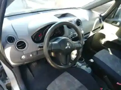 Verschrottungsfahrzeug mitsubishi colt berlina 5 (z30a) 1.1 cat des jahres 2005 angetrieben g134910