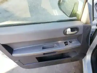 Verschrottungsfahrzeug mitsubishi colt berlina 5 (z30a) 1.1 cat des jahres 2005 angetrieben g134910