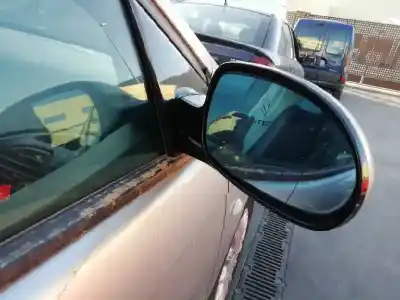 Здавання транспортного засобу citroen c5 berlina 1.8 cat (6fz / ew7j4) року 2001 потужний 6fz