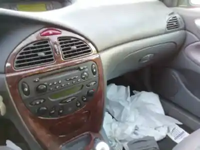 Здавання транспортного засобу citroen c5 berlina 1.8 cat (6fz / ew7j4) року 2001 потужний 6fz