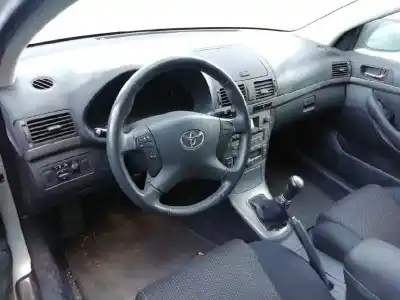 Утилизация автомобиля toyota avensis berlina (t25) 1.8 sol sedán года 2006 питание 1zz