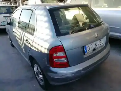 Veicolo di demolizione skoda                                              fabia (6y2/6y3)                                                                                                                                                                                                                                            classic                                                                                                                                                                                                                                                    dell'anno 2002 alimentato azf