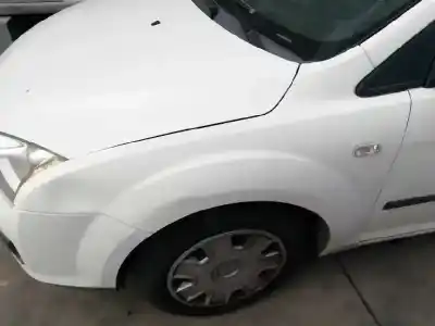 Veículo de Sucata ford focus sportbreak (cap) ghia do ano 2005 alimentado g8da