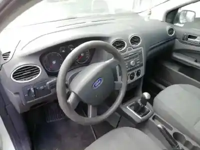 Veículo de Sucata ford focus sportbreak (cap) ghia do ano 2005 alimentado g8da