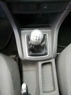 Veículo de Sucata ford focus sportbreak (cap) ghia do ano 2005 alimentado g8da