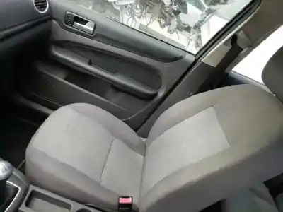 Veículo de Sucata ford focus sportbreak (cap) ghia do ano 2005 alimentado g8da