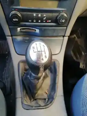Scrapping Vehicle renault laguna ii grandtour (kg0) dynamique of the year 2002 powered f9q c7