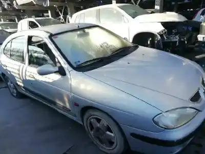 Scrapping Vehicle renault megane i classic (la0/1_) 1.6 16v (la00 la04 la0b la11 la16 la19 la1j la1k.... of the year 2000 powered k4m a7