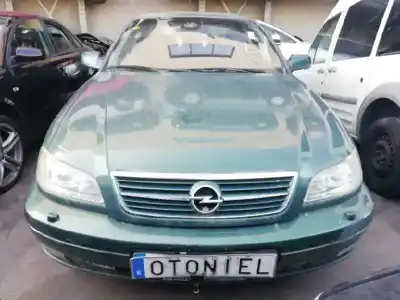 Verschrottungsfahrzeug opel omega b design edition berlina des jahres 2001 angetrieben x22dth