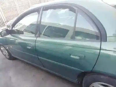 Verschrottungsfahrzeug opel omega b design edition berlina des jahres 2001 angetrieben x22dth