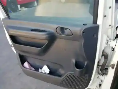 Здавання транспортного засобу fiat scudo (222) 2.0 16v jtd sx kombi (5 sitze) року 2004 потужний rhw