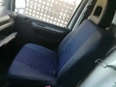 Здавання транспортного засобу fiat scudo (222) 2.0 16v jtd sx kombi (5 sitze) року 2004 потужний rhw