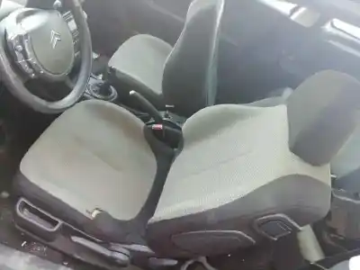 Vehicul casat citroen c4 coupe cool al anului 2010 alimentat kfu