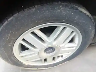 Veículo de Sucata ford focus berlina (cap) ambiente (d) do ano 2006 alimentado kkda
