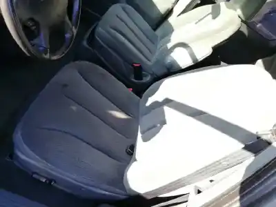 Здавання транспортного засобу chrysler voyager (rg) motor 2.8 ltr. - 110 kw crd cat року 2005 потужний vm28