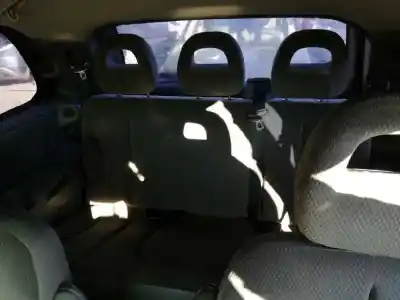 Здавання транспортного засобу chrysler voyager (rg) motor 2.8 ltr. - 110 kw crd cat року 2005 потужний vm28