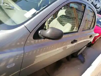 Здавання транспортного засобу nissan micra (k12e) acenta року 2003 потужний cr12