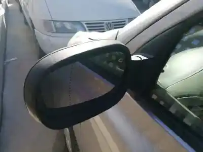 Здавання транспортного засобу nissan micra (k12e) acenta року 2003 потужний cr12