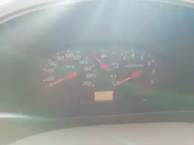 Здавання транспортного засобу nissan micra (k12e) acenta року 2003 потужний cr12