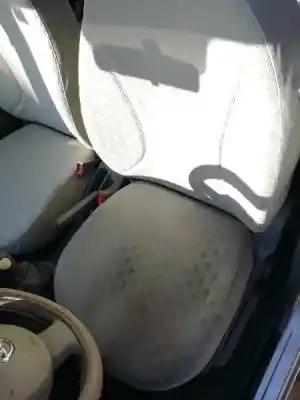 Здавання транспортного засобу nissan micra (k12e) acenta року 2003 потужний cr12