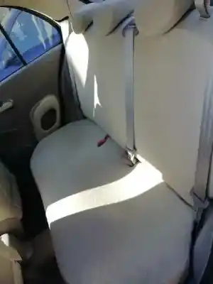 Здавання транспортного засобу nissan micra (k12e) acenta року 2003 потужний cr12