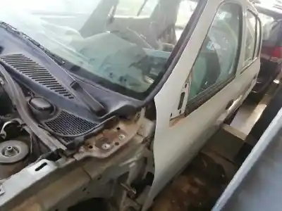Утилизация автомобиля renault                                            clio ii fase ii (b/cb0)                                                                                                                                                                                                                                    authentique года 2002 питание k9k a7