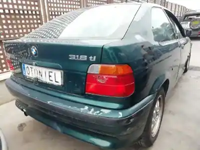 Vehicul casat bmw serie 3 compacto (e36) 318ti al anului 1997 alimentat 194s1g