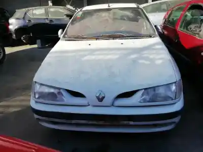 Scrapping Vehicle RENAULT MEGANE I CLASSIC (LA0) 2.0 Alize of the year 1998 powered F3R