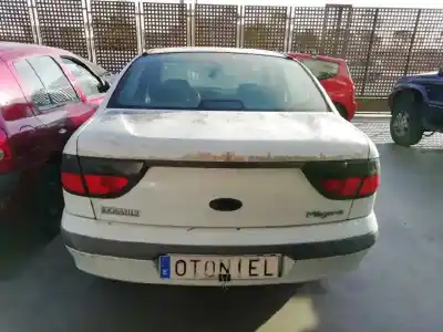 Scrapping Vehicle renault megane i classic (la0) 2.0 alize of the year 1998 powered f3r