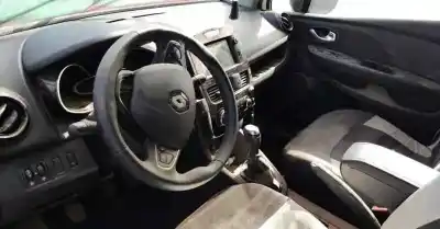 Здавання транспортного засобу renault clio iv 0.9 року 2019 потужний h4b b4