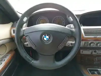 Здавання транспортного засобу bmw serie 7 (e65/e66) 750i року 2005 потужний n62b48b