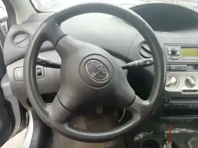 Здавання транспортного засобу toyota yaris (ncp1/nlp1/scp1) * року 2003 потужний 1nd-tv
