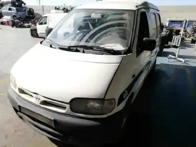 Verschrottungsfahrzeug nissan vanette cargo 2.3 diesel des jahres 1999 angetrieben ld23 g
