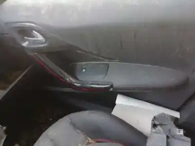 Veicolo di demolizione peugeot 208 gt line dell'anno 2019 alimentato hn05