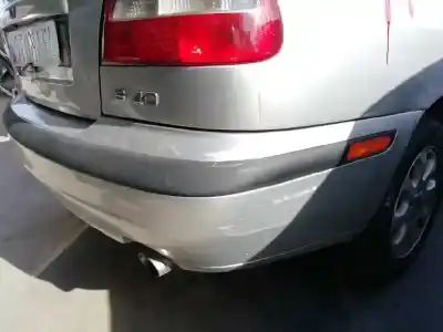 Здавання транспортного засобу volvo s40 berlina 1.6 cat року 2000 потужний b4164s2