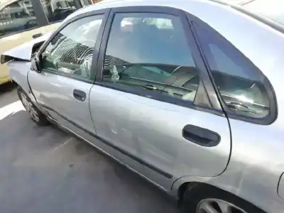 Здавання транспортного засобу volvo s40 berlina 1.6 cat року 2000 потужний b4164s2