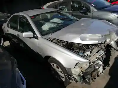 Здавання транспортного засобу volvo s40 berlina 1.6 cat року 2000 потужний b4164s2