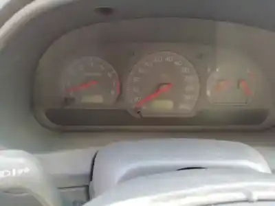 Здавання транспортного засобу volvo s40 berlina 1.6 cat року 2000 потужний b4164s2