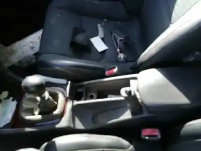 Здавання транспортного засобу volvo s40 berlina 1.6 cat року 2000 потужний b4164s2