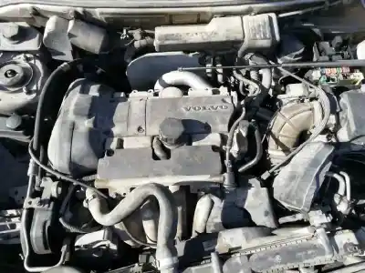 Здавання транспортного засобу volvo s40 berlina 1.6 cat року 2000 потужний b4164s2
