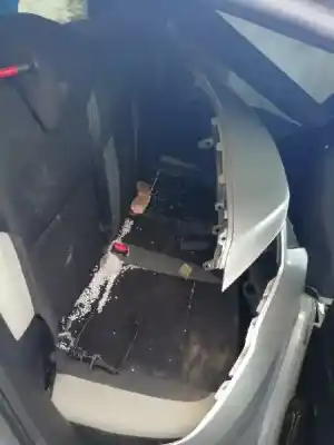 Véhicule à la ferraille nissan micra v (k14) n-connecta de l'année 2017 alimenté k9k