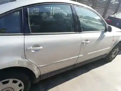 Verschrottungsfahrzeug volkswagen passat berlina (3b2) 1.9 tdi des jahres 1998 angetrieben afn