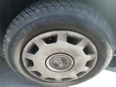 Verschrottungsfahrzeug volkswagen passat berlina (3b2) 1.9 tdi des jahres 1998 angetrieben afn