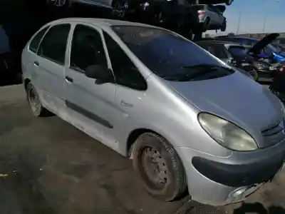 Véhicule à la ferraille citroen xsara picasso (n68) 2.0 hdi de l'année 2003 alimenté rhy
