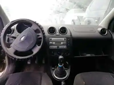 Hurda Aracı ford fiesta (cbk) 1.4 16v cat yılın 2003 güçlü fxjb