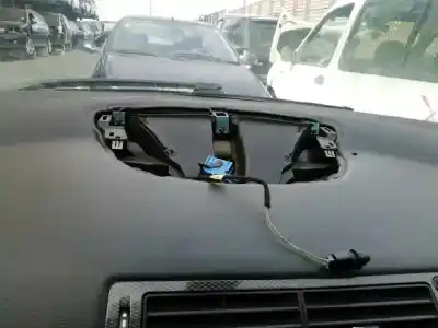 Здавання транспортного засобу citroen c4 berlina collection року 2007 потужний 9hy